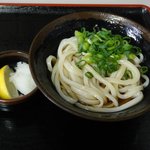 手打十段 うどんバカ一代 - 冷ぶっかけ小270円　※2010年12月