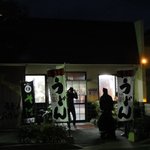 手打十段 うどんバカ一代 - 外観　※朝の6時半なんで真っ暗