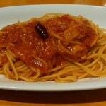 カプリチョーザ - イタリアンプレートのセットのトマトとニンニクのスパゲッティー