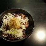 焼肉ホルモンガっつ - 牛バラねぎ塩牛丼