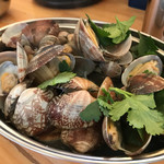 スパイス ラボ ブースト - あさりのインドワイン蒸し