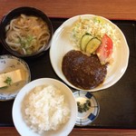 Nakamura Ya - ハンバーグ定食！お腹いっぱい