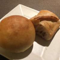 フレンチレストラン にき亭 そごう横浜店 - パンは2種類