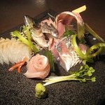 遊や - 来てからのお楽しみの毎日変わる新鮮なお刺身！！旬のお魚がありますのでぜひ、ご堪能下さいませ。 