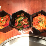 よろにく - キムチ盛り合わせ
