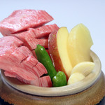 Yakiniku Hatsusan - 