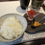 日本料理 TOBIUME - ほう。コレをご飯に載せて？