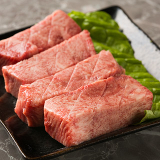 [Limited to 3 meals a day] Thick-sliced Cow tongue at the core, each piece hand-cut by a craftsman!