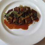 フチテイ ア ヴ - 本日のメインディッシュ（三州豚ロースのグリエ　ソース・シャルキュティエール）