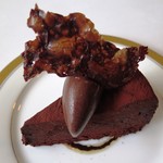 フチテイ ア ヴ - ガトー・オ・ショコラのアップ