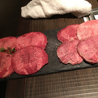 原宿焼肉 KINTAN - 熟成タンと、くろたん