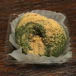 菊水總本店 - よもぎ餅（粒あん）173円