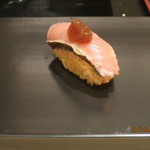 鮨 竜介 - 氷見産メジマグロの藁焼き