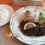 シキミグリル - ビーフステーキランチ（ライス・サラダ付）1404円