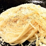 なかむら屋 - 黒胡椒がきいてます♪