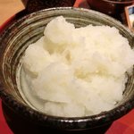 たき下 - 黒むつの柚香焼き 1260円 の大根おろし