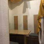 CAFE ata - 奥のテーブル席