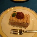 珈琲歌劇 - 個性的なモンブランケーキ