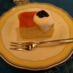 珈琲歌劇 - しっとりとしたベイクドチーズケーキ