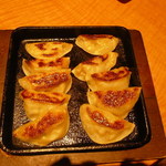 Uotami - 鉄板餃子