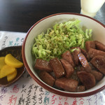 祭り屋 - 牛ステーキ丼・390円