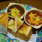 なか栄 - 乃がみのパン（カレー＆トマトチーズのフォンデュ）