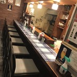 イエロー スパイス - 店内のカウンター席