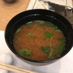 すし処 睦月 - 赤出汁