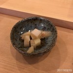 すし処 睦月 - ガリ少し甘目の部分