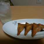 Platoo Thai - ココナッツジュース＆揚げバナナ」