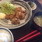 Sakura Dori Sanksu - 唐揚げ定食