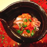 かわうち - 釜茹蛍烏賊 ダイスカットトマトのトッピング