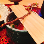 かわうち - 菜の花と鯛の昆布和え