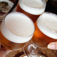 イノーヴェ - ビールで乾杯