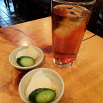 新潟屋 - お通しはお漬物