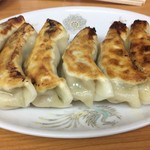 中華 兆徳 - 餃子もしっかりした味わいの良品