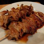 新潟屋 - 「シロ・タレ」1本100円