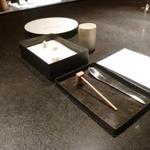 スポンテニアス - 