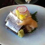 Akitaya 草庵 - 茶壷弁当（お造り：新秋刀魚、貝、アオダイ）