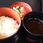 Akitaya 草庵 - 茶壷弁当（ご飯・赤だし・香の物）