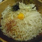 ちりめん・しらす専門店 凪 - 釜揚げしらす丼