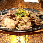 Suteki Kyouwakoku - 牛肉ジュージュー鉄板焼き