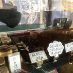 篠田製菓　饅頭屋 - 店内