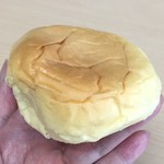 八天堂 - とろけるくりーむパン カスタード210円