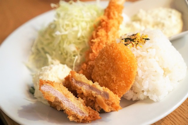 とんかつ 田なか屋 Lcワールド店 たなかや 美江寺 とんかつ ネット予約可 食べログ