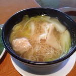 Sheraton Hong Kong Hotel & Towers - その場で作ってもらうワンタン麺