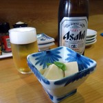 Hamaichi - 瓶ビールはスーパードライのみ。中瓶。580円だったかな。
