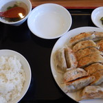 餃子苑 富丘の里 - 最初に来た３人前