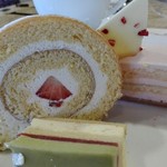 たねや 守山玻璃絵館 - テベール 苺ロールケーキ さくら