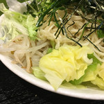 鯉のぼり - 茹でキャベツ、茹でモヤシ